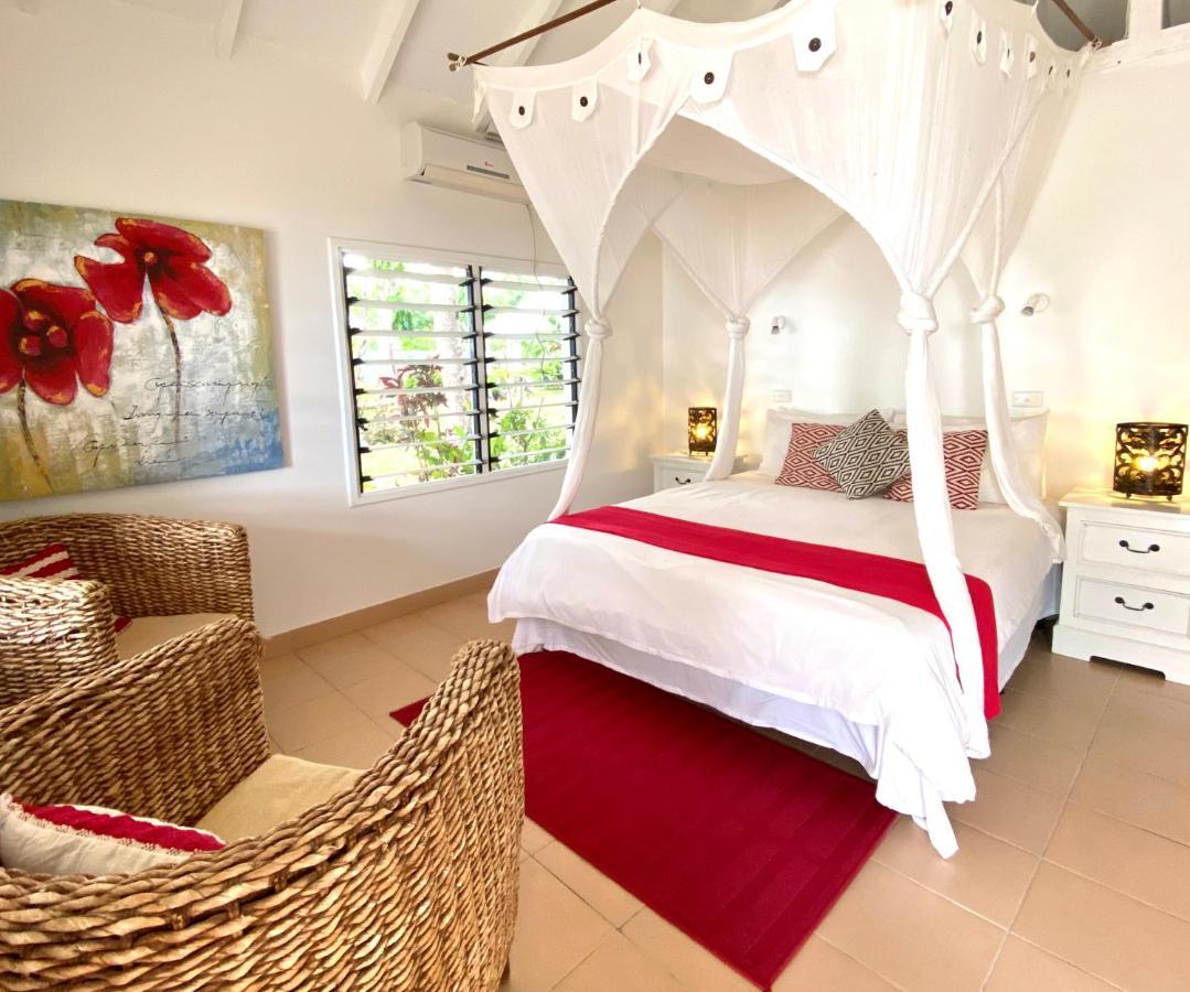 Coco Beach Resort Port Vila Kültér fotó