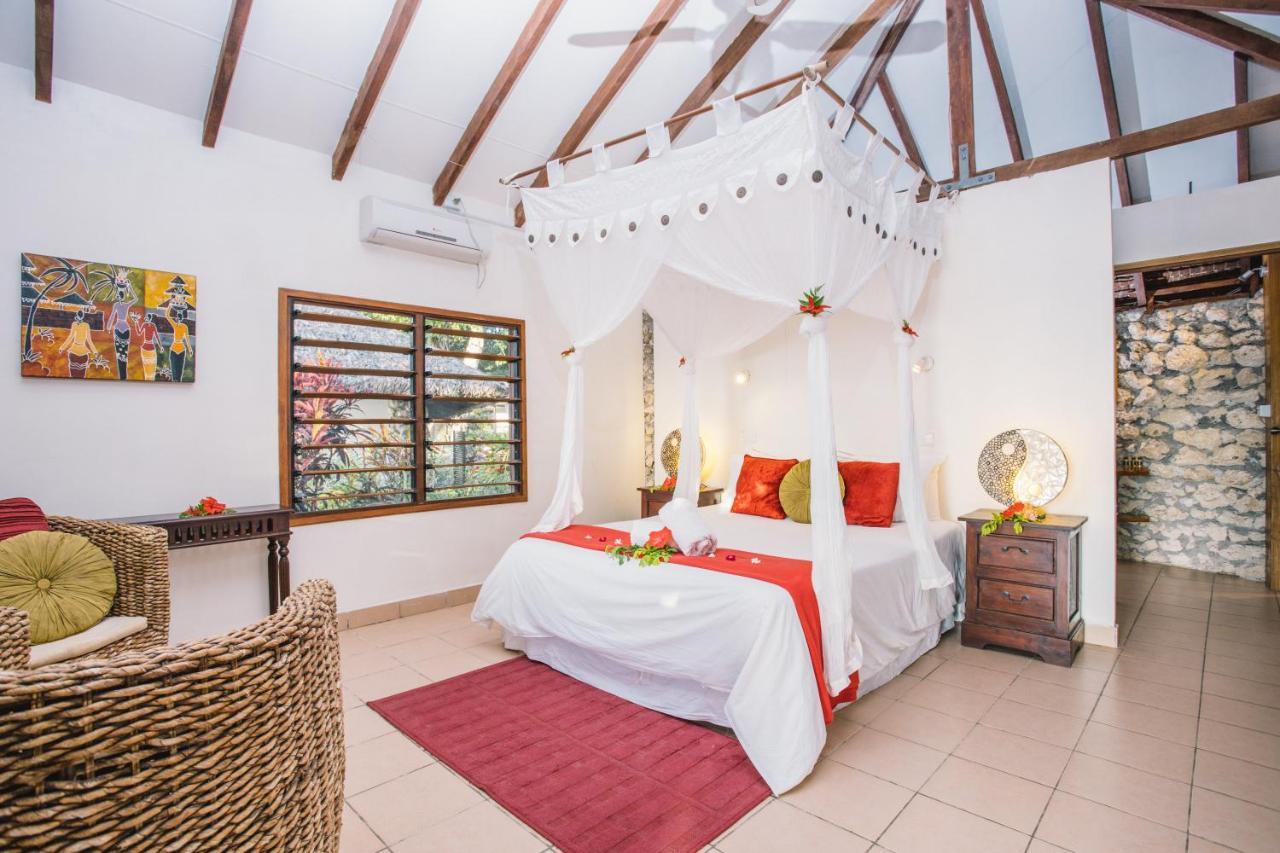 Coco Beach Resort Port Vila Kültér fotó