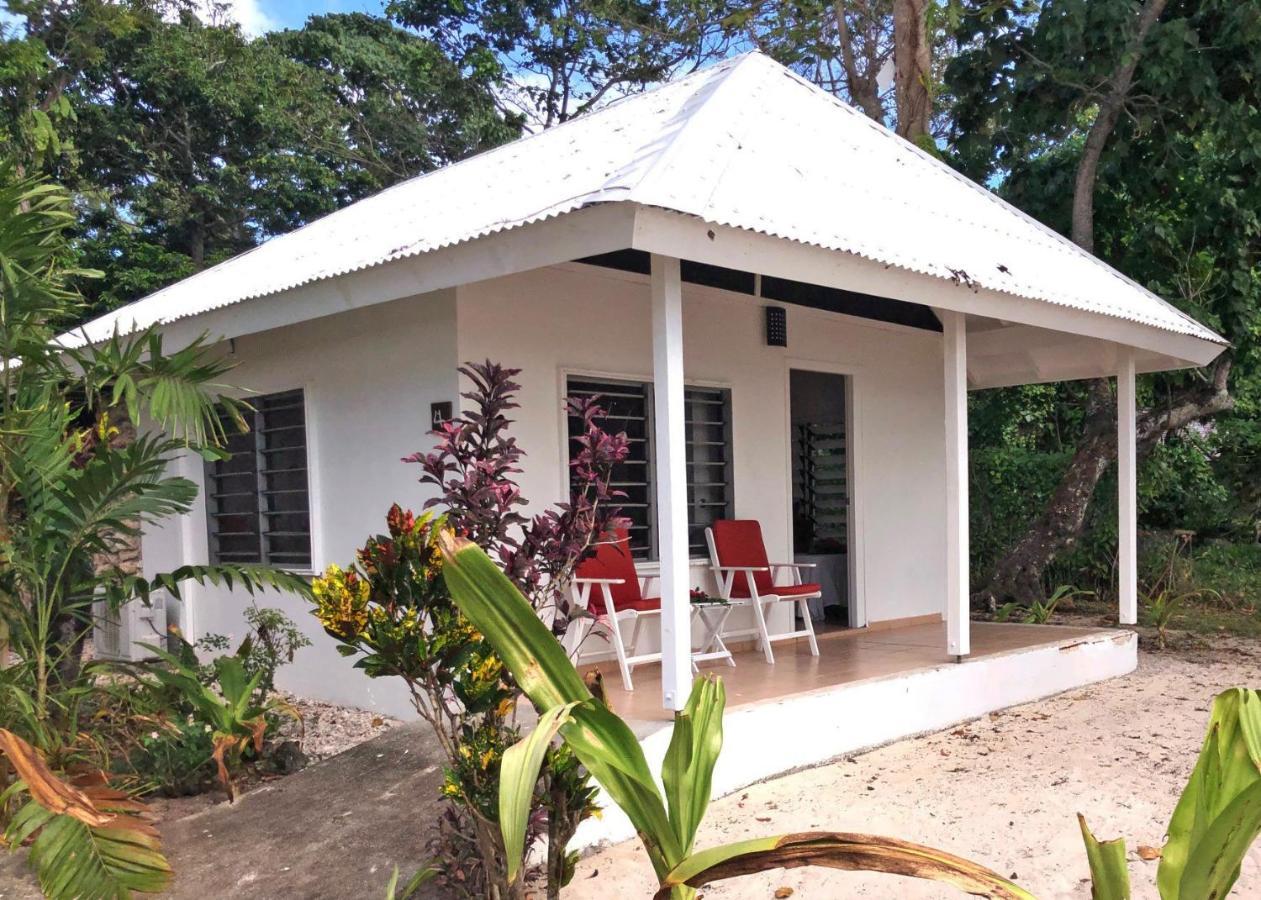 Coco Beach Resort Port Vila Kültér fotó
